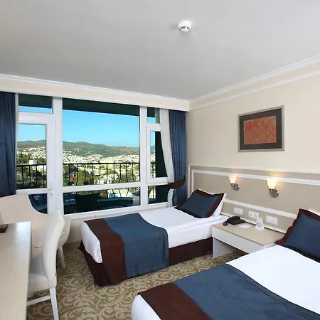 Royal Arena & Üdülőközpont 5*