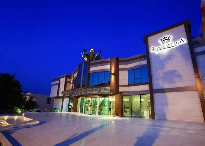 Rezort Royal Arena &
