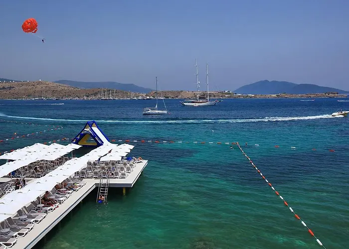 Royal Arena & منتجع